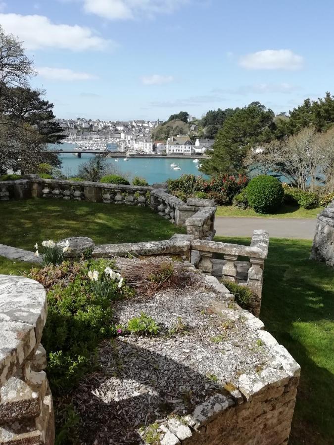 Chateau De Locqueran Pierres Et Filets Bleus Одиерн Екстериор снимка